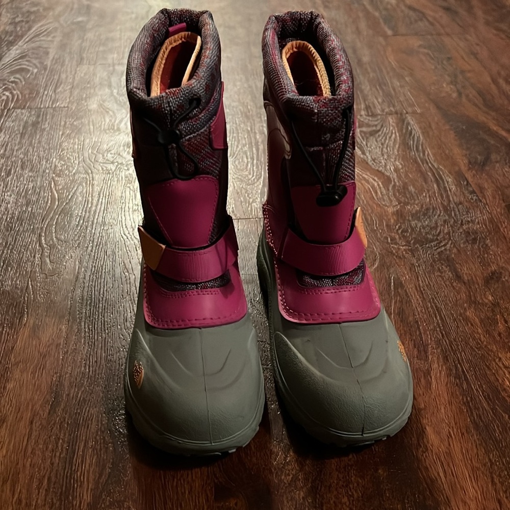 The North Face boots - Picture 3 of 8